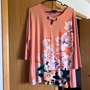 Womens top peach with navy/lavender/teal flowers